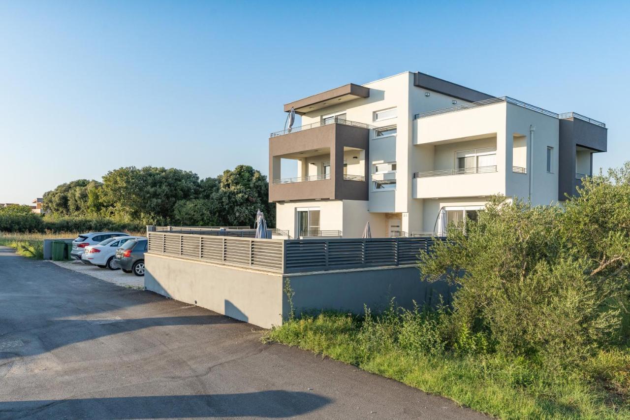 Apartments Evita Bibinje Exteriör bild